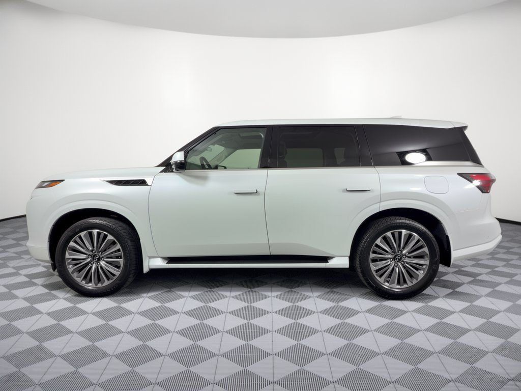 Used 2026 INFINITI QX80 Luxe w/ Cargo Package AWD/4WD image 2