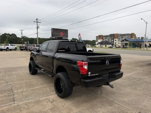 Used 2021 Nissan Titan S RWD image 6