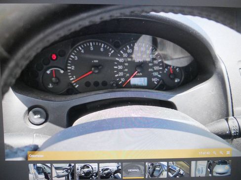 Used 2006 Ford Focus SES FWD image 13