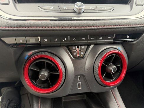 Certified 2025 Chevrolet Blazer RS image 27