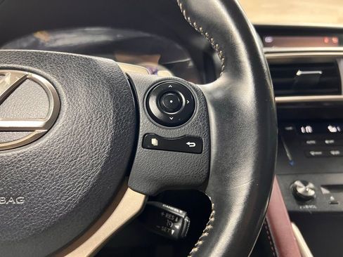 Used 2015 Lexus IS 250 image 21