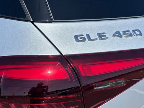New 2026 Mercedes-Benz GLE 450 4MATIC image 27