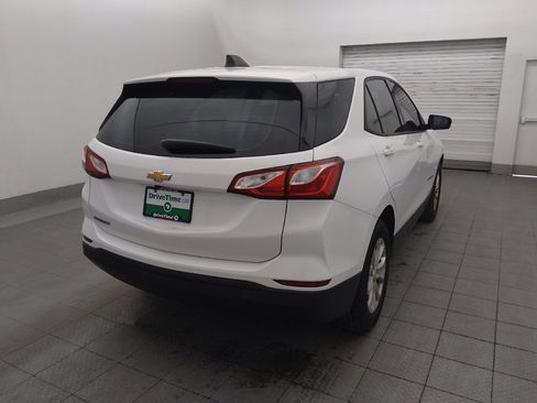 Used 2019 Chevrolet Equinox LS FWD image 9