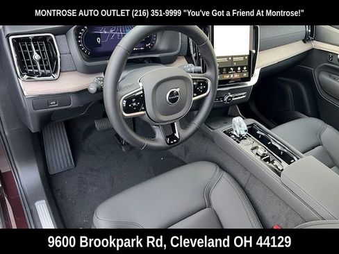 New 2026 Volvo XC90 B6 Plus w/ Protection Package Premier image 12