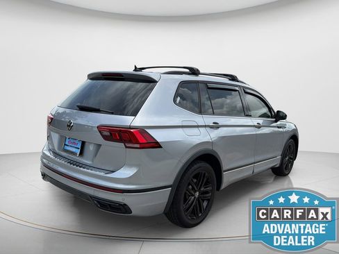 Certified 2022 Volkswagen Tiguan SE R-Line FWD image 6