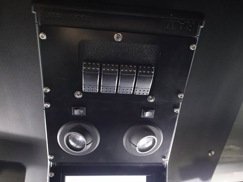 Used 1998 HUMMER H1 Wagon image 25