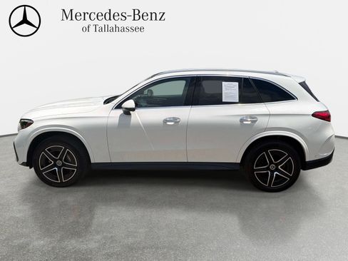 Certified 2024 Mercedes-Benz GLC 300 image 8
