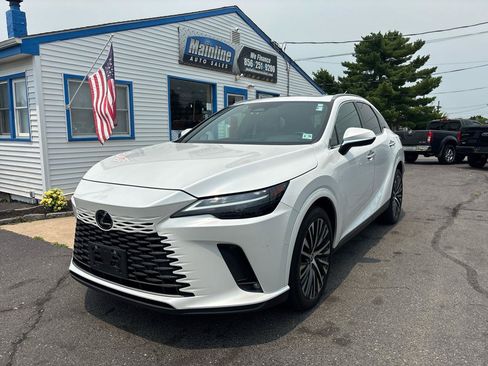 Used 2023 Lexus RX 350 Premium Plus w/ Accessory Package AWD/4WD image 10