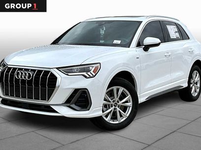 New 2025 Audi Q3 2.0T Premium w/ Convenience Package