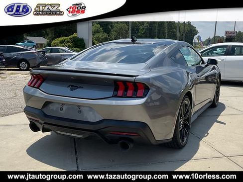 Used 2024 Ford Mustang Coupe RWD image 7
