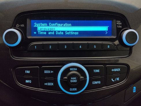 Used 2015 Chevrolet Spark LS image 25