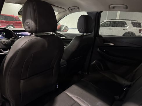 Used 2024 Buick Encore GX Sport Touring image 31