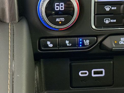 Used 2023 GMC Yukon AT4 image 22