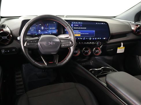 Used 2026 Chevrolet Blazer EV RS image 2