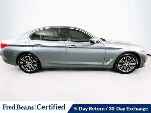 Used 2018 BMW 530i xDrive image 9
