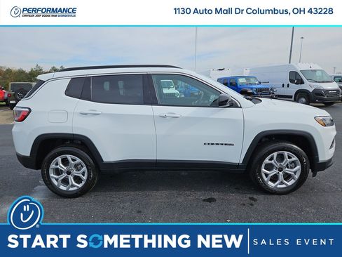 New 2026 Jeep Compass Latitude image 8