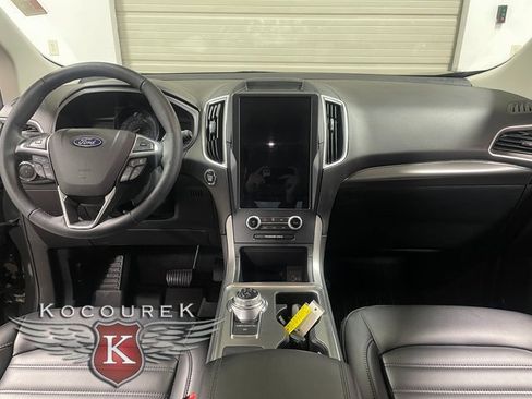 Used 2022 Ford Edge SEL w/ Convenience Package image 13