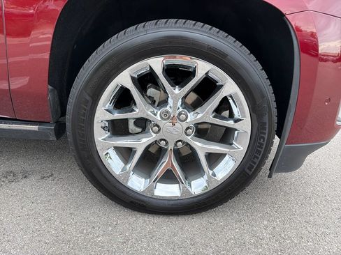 Used 2019 Cadillac Escalade Platinum AWD/4WD image 15