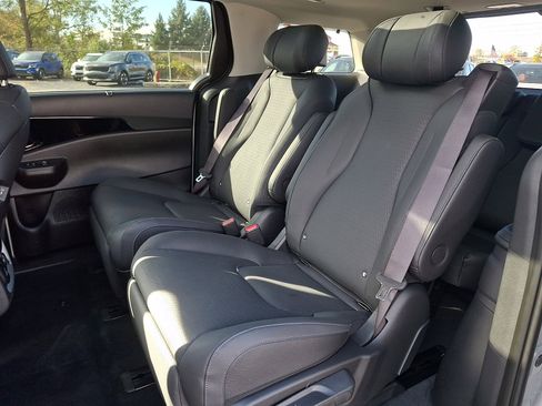 New 2026 Kia Carnival SX Prestige FWD image 11