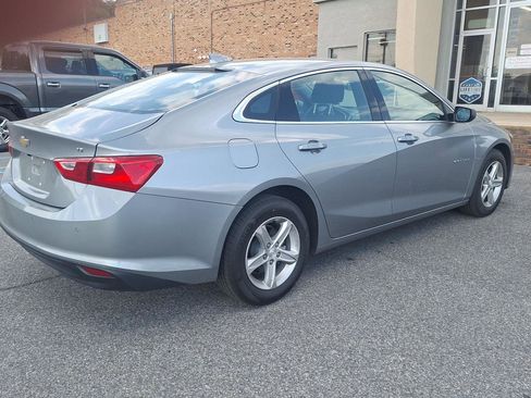 Used 2024 Chevrolet Malibu LT FWD image 3