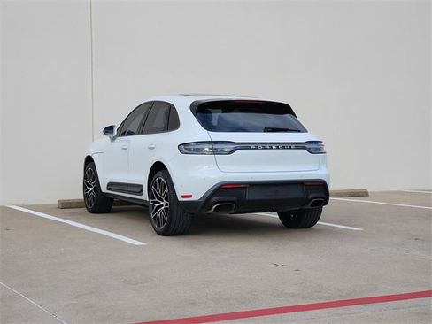 Used 2024 Porsche Macan w/ Premium Plus Package image 5