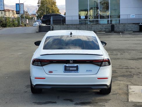 Used 2024 Honda Accord Sport image 6