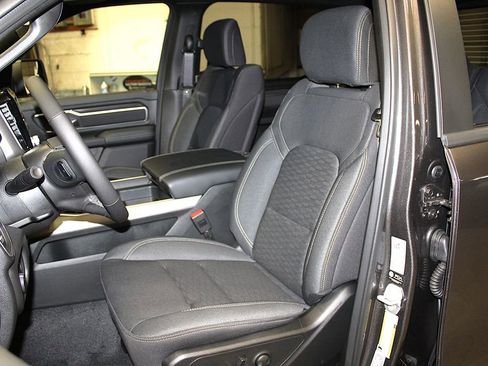 New 2026 RAM 1500 4x4 Crew Cab image 24