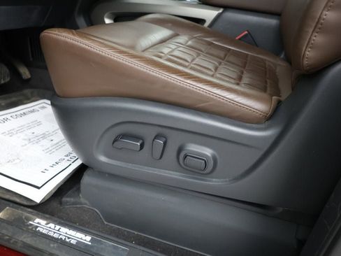 Used 2022 Nissan Titan Platinum Reserve w/ Moonroof Package image 10