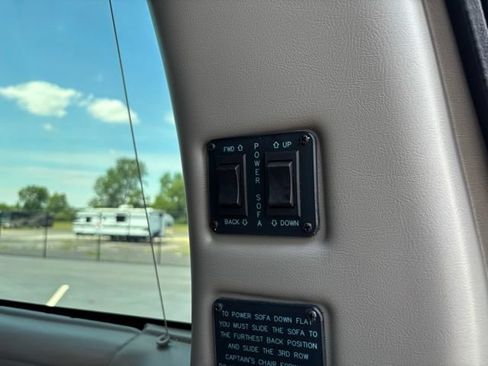 New 2026 GMC Savana 2500 Extended w/ Driver Convenience Package RWD image 11