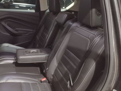 Used 2017 Ford Escape Titanium image 6