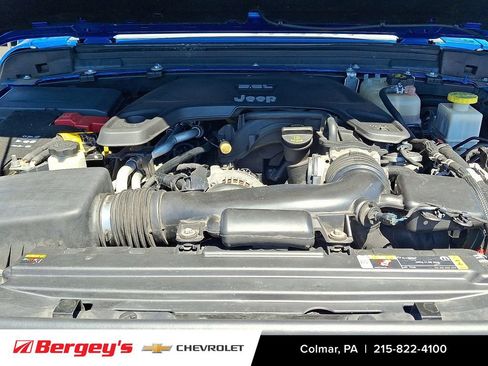 Used 2021 Jeep Gladiator Sport AWD/4WD image 31