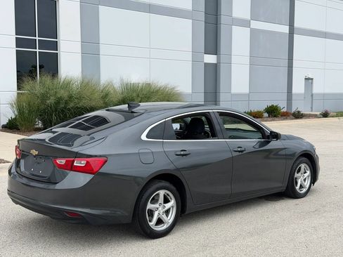 Used 2018 Chevrolet Malibu LS w/ LPO, Convenience Package 2 FWD image 5