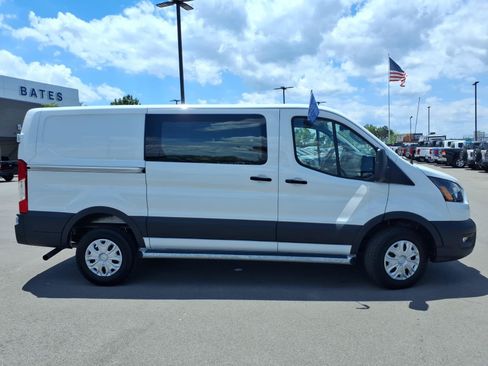 Certified 2025 Ford Transit 250 Low Roof w/ Exterior Upgrade Package RWD image 2