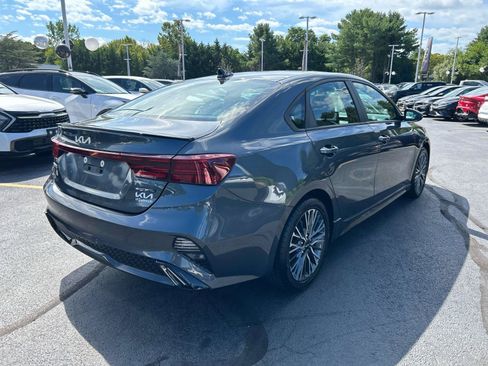 Used 2024 Kia Forte GT-Line w/ GT-Line Premium Package FWD image 5