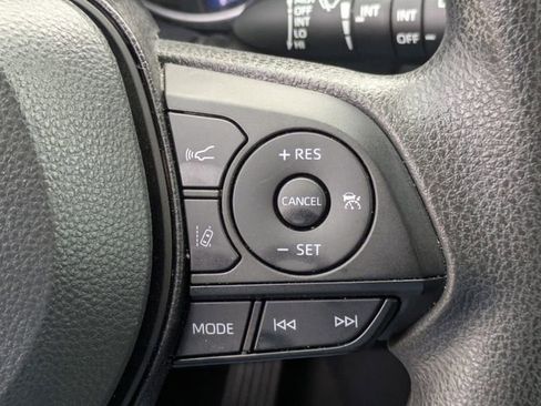 Used 2024 Toyota RAV4 AWD Hybrid image 20