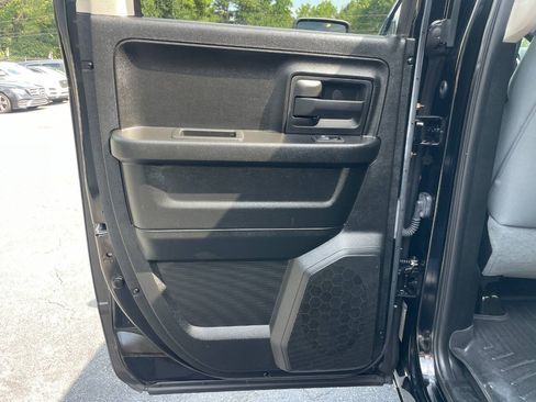 Used 2013 RAM 1500 Express RWD image 20