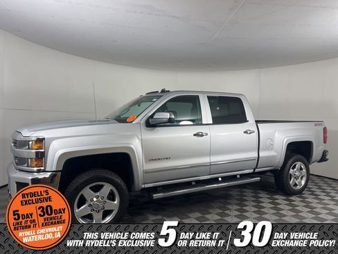 Used 2015 Chevrolet Silverado 2500 LTZ w/ Duramax Plus Package image 9