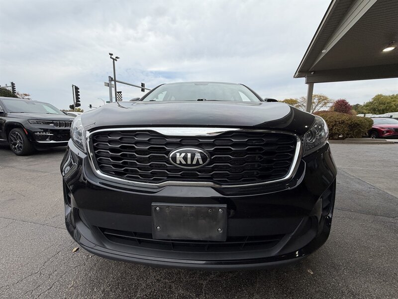 Used 2019 Kia Sorento AWD V6 image 10