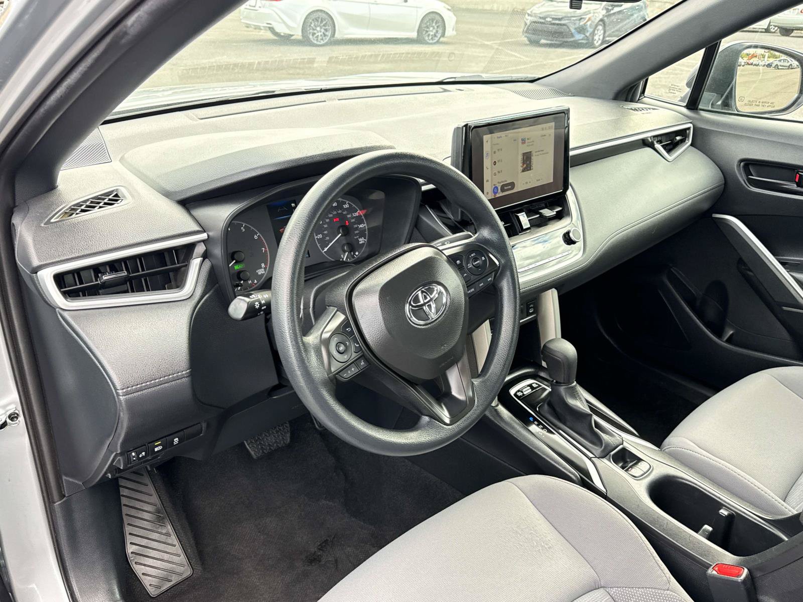 Used 2025 Toyota Corolla Cross AWD Hybrid image 10