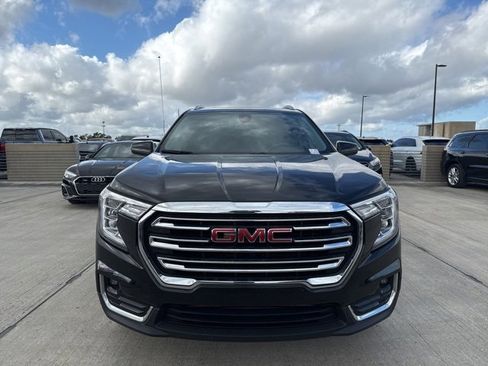 Used 2024 GMC Terrain SLT image 8
