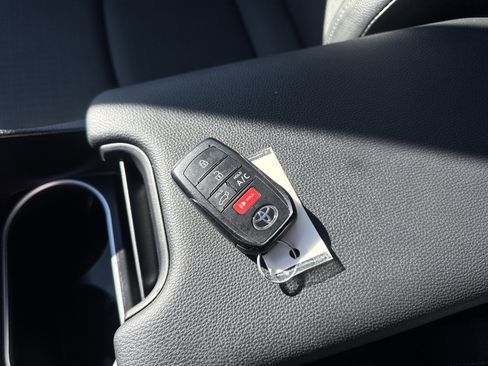 Used 2024 Toyota bZ4X Limited w/ Weather Package image 37