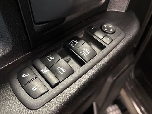 Used 2022 RAM 1500 Express w/ Wheel & Sound Group AWD/4WD image 10