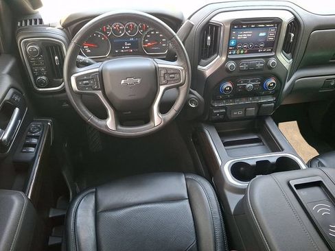 Used 2021 Chevrolet Silverado 1500 RST AWD/4WD image 11