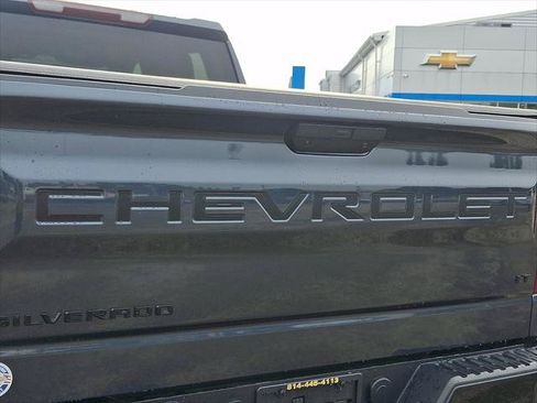 Used 2022 Chevrolet Silverado 1500 LT Trail Boss w/ Bed Protection Package AWD/4WD image 32