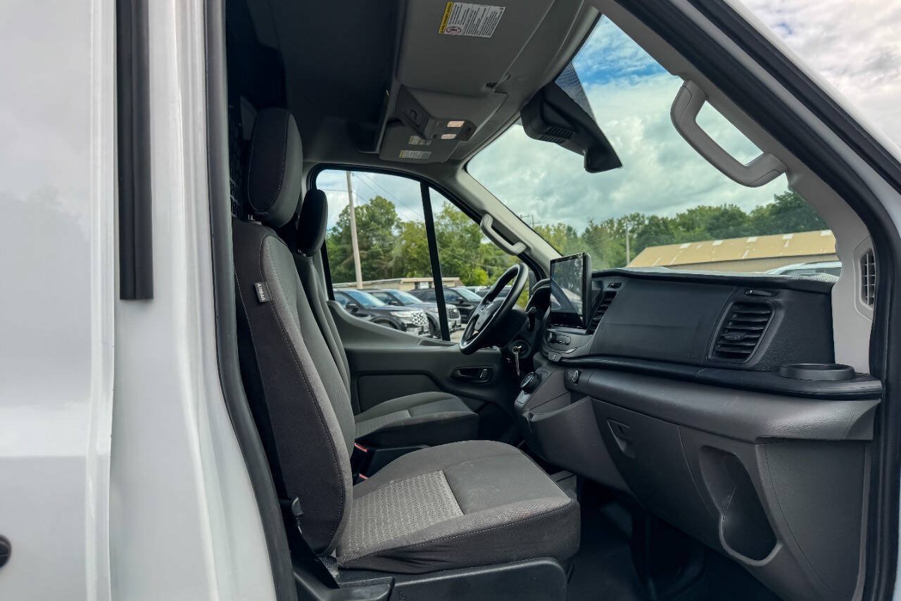 Used 2022 Ford E-Transit Medium Roof w/ Parcel Delivery Package RWD image 9
