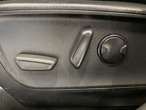 Used 2023 Ford Escape Active AWD/4WD image 11