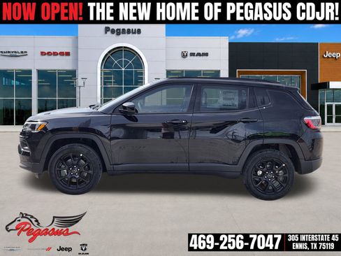New 2026 Jeep Compass Latitude AWD/4WD image 3