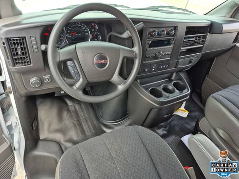 Used 2025 GMC Savana 2500 w/ Driver Convenience Package RWD image 10