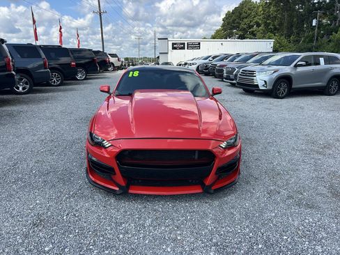 Used 2018 Ford Mustang GT Premium w/ Black Accent Package RWD image 13