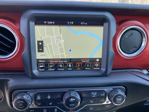 Used 2022 Jeep Wrangler Unlimited Rubicon w/ LED Lighting Group image 14